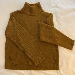 Abercrombie turtleneck sweater